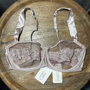 FLEUR OF ENGLAND Balconette Bra 34D in Blush NWT